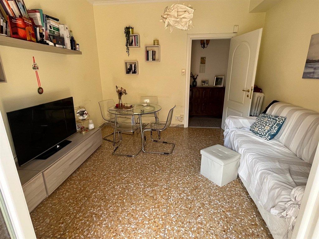 Via Massaciuccoli - Bilocale arredato con balcone